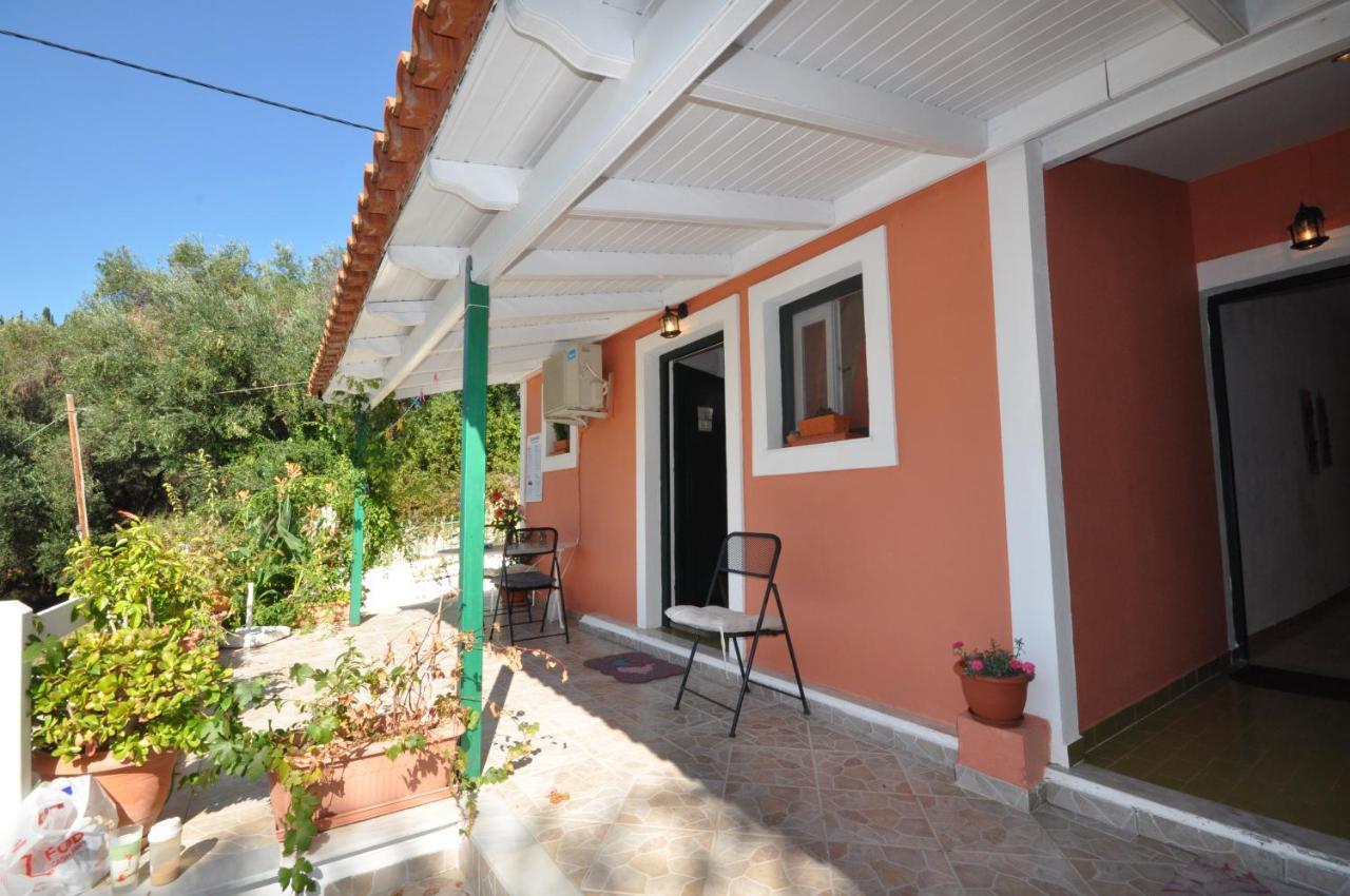 Eftyxia Apartments Paleokastritsa Dış mekan fotoğraf