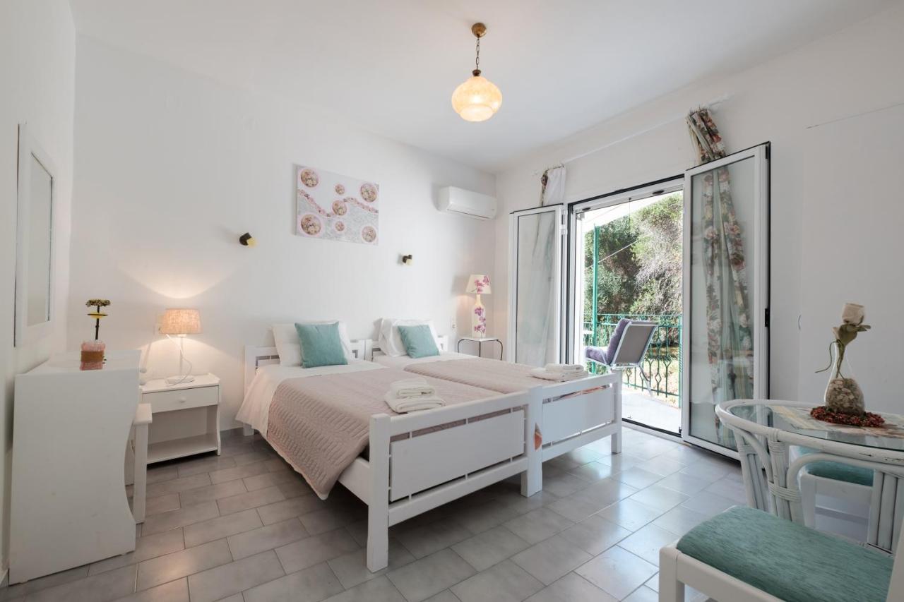 Eftyxia Apartments Paleokastritsa Dış mekan fotoğraf