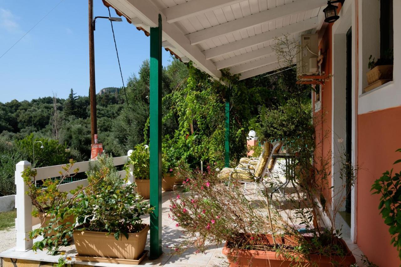 Eftyxia Apartments Paleokastritsa Dış mekan fotoğraf